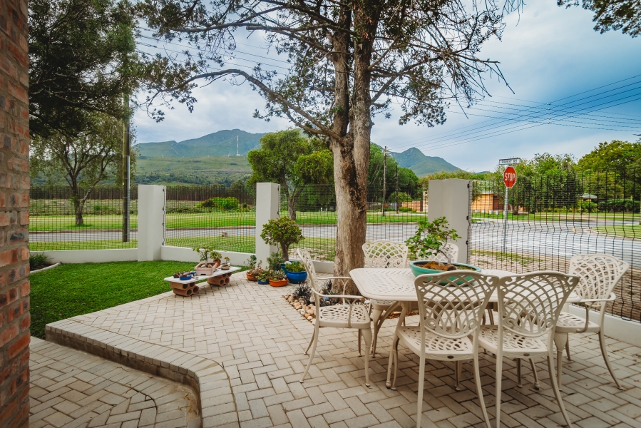 3 Bedroom Property for Sale in Heatherlands Western Cape